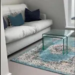 Beautiful Flat In Fulham, London